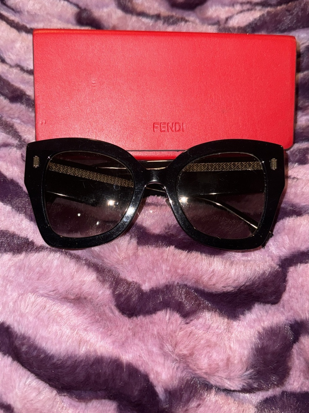 Fendi Black Oversized Cat-Eye Sunglasses with Gold Accents